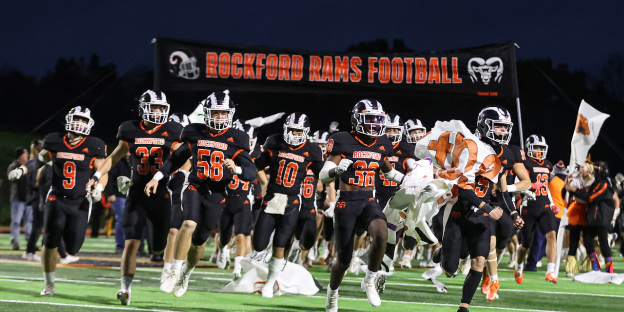 Rockford methodically eases past Grand Ledge in playoff opener 40-7