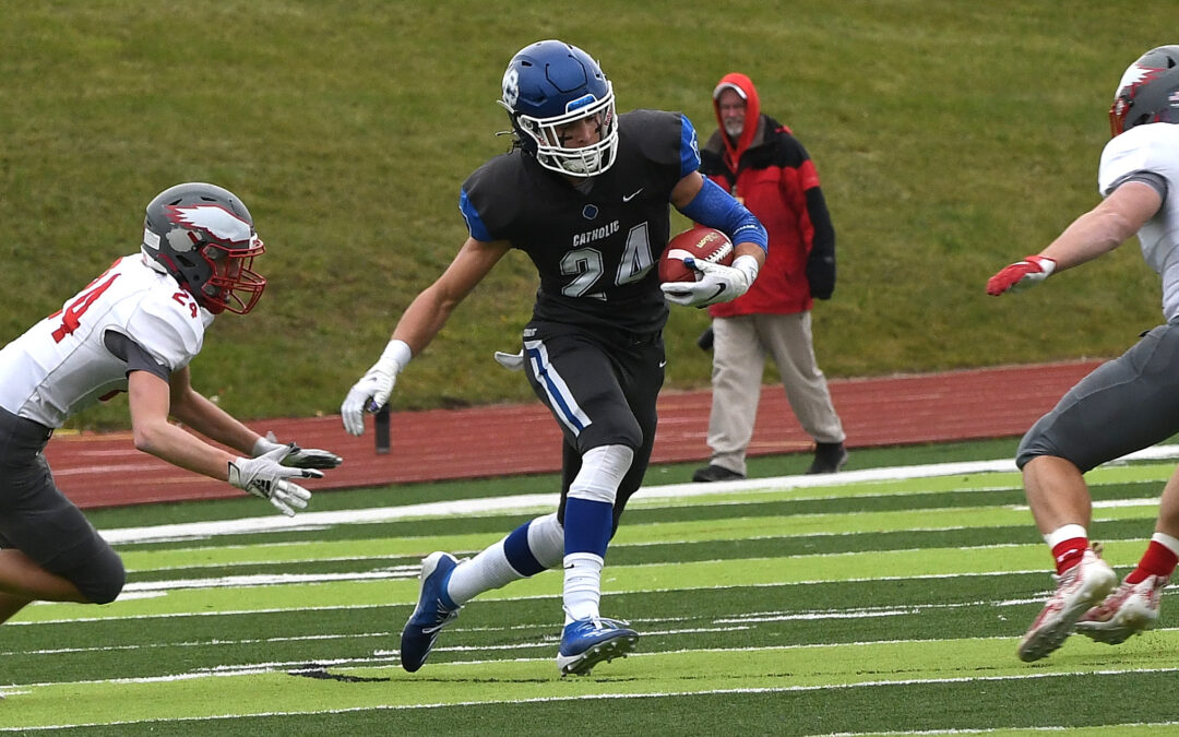 Catholic Central Wins International Game vs St. Thomas More (ONT)